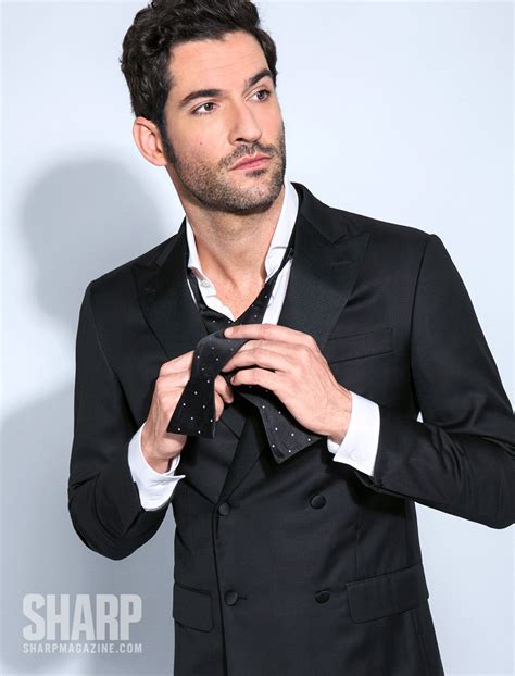 Dapper Devil Lucifers Tom Ellis Shows Off The Springs