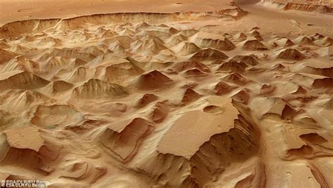 Fly Through The Chaos Canyon On Mars 3d Video Reveals The Bizarre