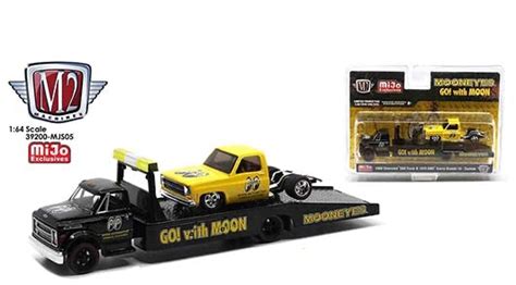M2 Machines Mijo Exclusive Auto Haulers 1968 Chevy C60 And 1976 Gmc Sier