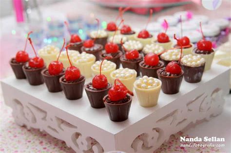 Quer uma receita prática e rápida para agradar seus filhos ou amigos? Copinho de Chocolate no Elo7 | Doceria da Thais (2F2F4E)