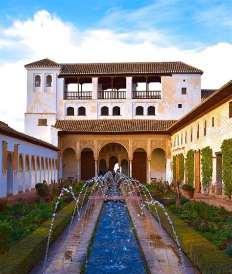 potret istana alhambra  dijadikan lokasi syuting minews id