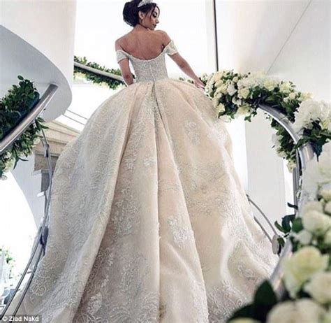 The Biggest Wedding Dress Trends Of Revealed Big Ball Gowns Beautiful Wedding Gowns