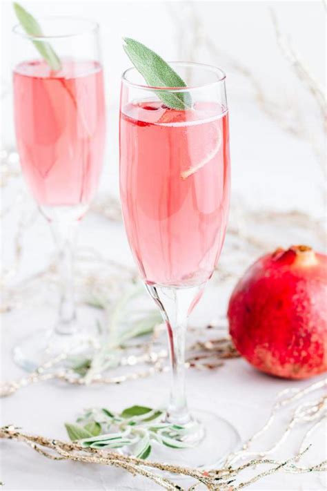 Alcoholic Drinks Best Bubbly Pomegranate Champagne Recipe Easy And