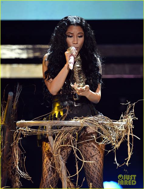 Nicki Minaj Performs Pills N Potions At Bet Awards 2014 Video Photo 3146369 Nicki Minaj