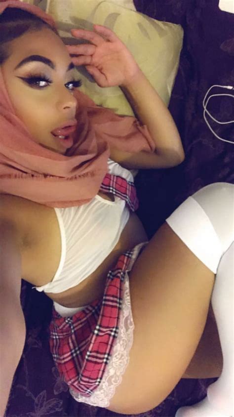 Erotic Sexy Pics Of Hijabi Sluts On Reddit Nude Gallery
