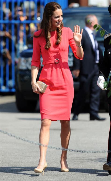 Wspólnie z mężem odbyła podróż do szwecji oraz norwegii. Księżna Kate czaruje! Różowa sukienka, loki… I jak nie ...