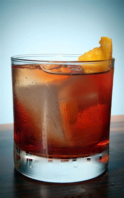 10 Bourbon Cocktails That Every Man Should Know How To Make The Daily