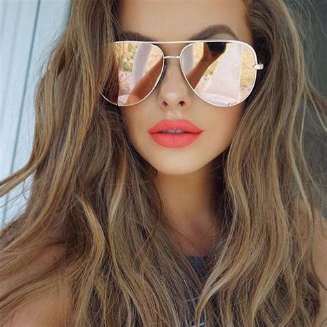 14 Cool Way To Style Your Sunglasses For Girls Mirrored Sunglasses High Key Sunglasses