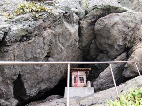 不動巖という聖地・空海が修行した洞窟はここか？ 神秘と感動の絶景を探し歩いて beautiful superb view of japan