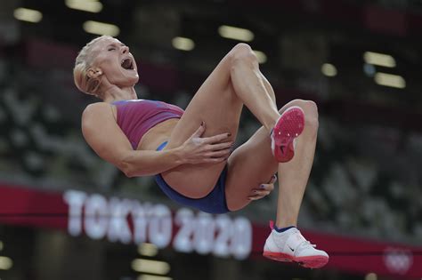 Katie Nageotte Wins Gold Medal In Women S Pole Vault At Tokyo Olympics Cleveland Com
