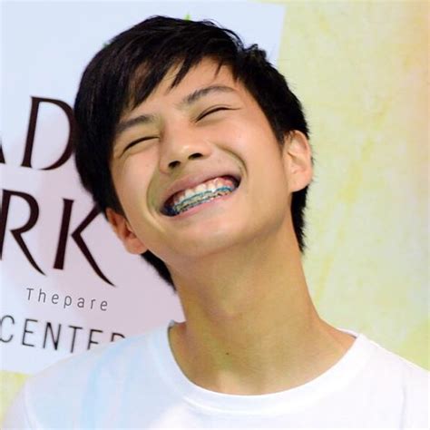 คุณ อ นา ค ต อย่า เสี่ย ง กัน สิ ครับ เรา อยู่ใน รถ เนี้ย มัน ทําอะไร เรา ไม่ได้ หรอก ครับ มัน ต้อง เจอ ไอ้ นี่ ผม ลงไป ช่วย. ตอนนี้คือแซ่บมากค่ะ