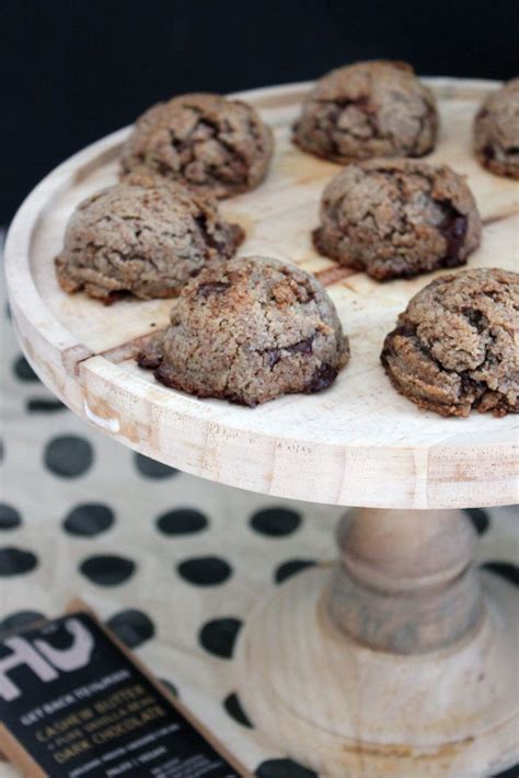 These gluten free chocolate chip cookies. Gluten-free & Ketogenic Chocolate Chip Cookies | Chocolate ...