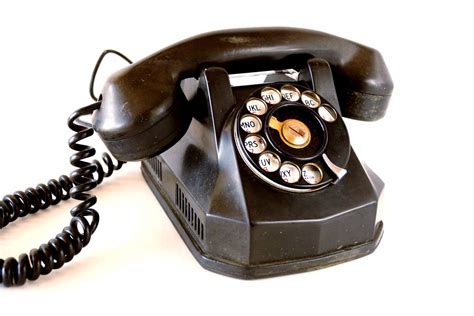 Vintage Rotary Monophone Telephone, Bakelite, Automatic Electric (c.19 - ThirdShiftVintage.com