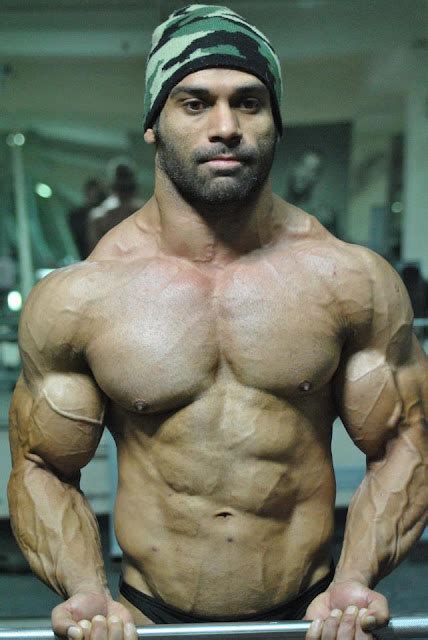 Worldwide Bodybuilders Manly Indian Muscle Tanveer Akram 4 Times Mr