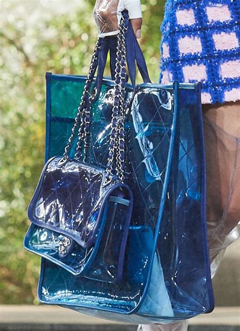 Get the best deals on chanel bag plastic and save up to 70% off at poshmark now! Chanel Spring Summer 2018 Runway Bag Collection | Bragmybag