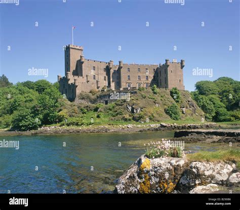 Scotland Isle Of Skye Dunvegan Castle Stock Photo Alamy