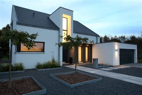 Architektur jansenが手掛けた家 | お家見本 in 2019 | Minimalistisches ...