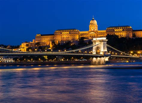 Budapest Evening Sightseeing Cruise And Unlimited Prosecco Budapest