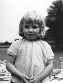 She became lady diana spencer when her father succeeded to the earldom in 1975. Princess Diana 20 Years Later: Photos From Youth to ...