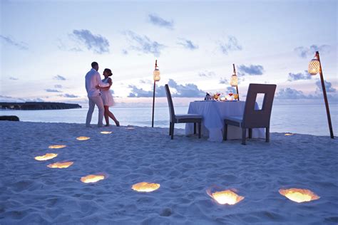 Find the ultimate wedding venue in dubai at atlantis dubai. Romance on the Beach | AmO