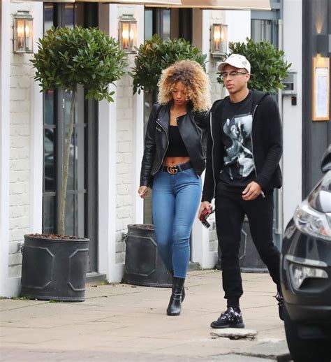 He was born on 15 december 1992 and his birthplace warrington, england. Jesse Lingard enjoys lunch date with model girlfriend Jena ...