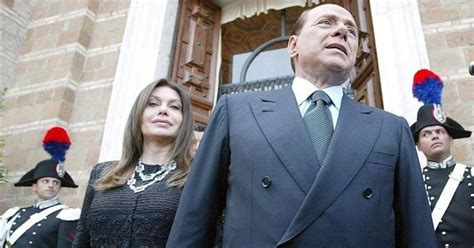 Berlusconi Pagará 3 Millones De Euros Al Mes A Su Segunda Esposa Por El