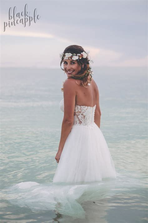 Beautiful destination florida beach wedding packages that allow you to choose the perfect why choose us for your beach wedding package? Southwest Florida Destination Beach Weddings | Must Do ...