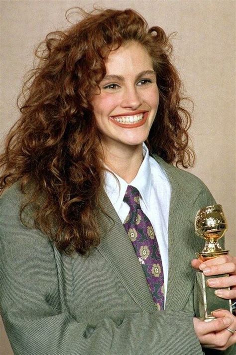 Julia roberts haircut a gorgeous new haircut that everyone is. julia roberts and 90s image | Julia roberts hair, Julia ...