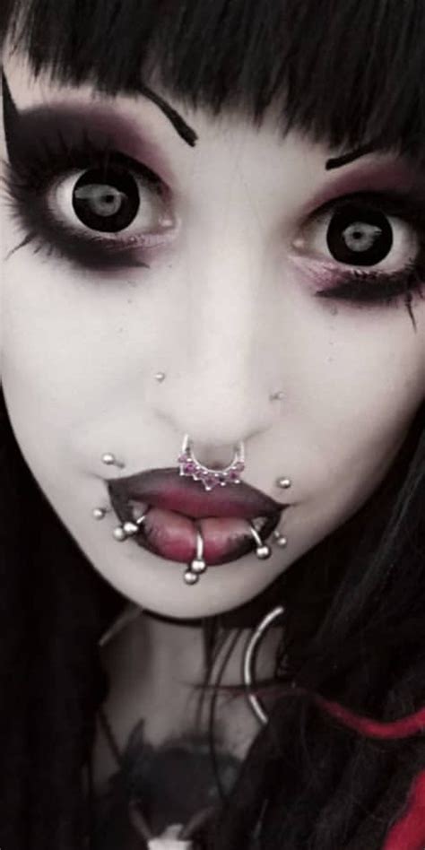 Pin By Raven Salem Rogers On Goth Makeup In Cosplay Makeup Goth