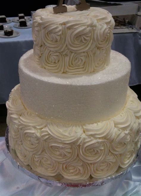 Walmart's reasonable cake prices isn't the only reason people order cakes from walmart. SHOW ME YOUR WALMART WEDDING CAKE!!!