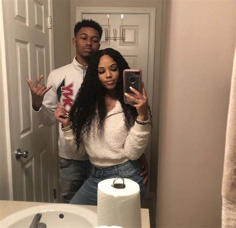 Pin Shesoglorious🦋 Cute Black Couples Black Couple Mirror Pictures Couple Goals Relationships