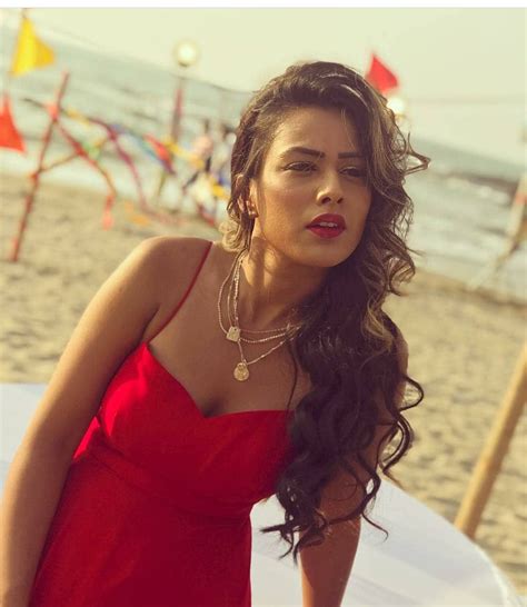 Pictures Inside Nia Sharma Shows Her Sexier Shade In A Blingy Long Dress At Goa Hungryboo