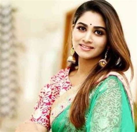 Shivani Narayanan Height Affairs Age Net Worth Bio And More The