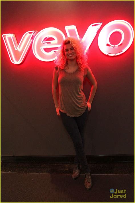 Full Sized Photo Of Tori Kelly Vevo Visit Nobody Love Video Tori