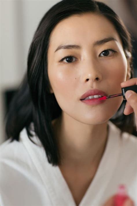 33 year old liu wen is extremely thin with sunken cheeks and obvious lines on her cheeks and