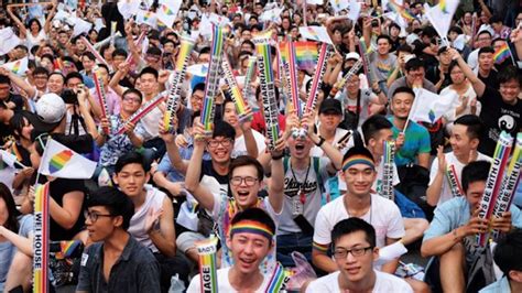 Taiwan Legalises Same Sex Marriage Asia Life Grazia