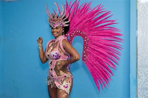 Em Camarotes De Carnaval Ex Bbbs Rejeitam Entrevistas E Evitam F S Litoral Hoje