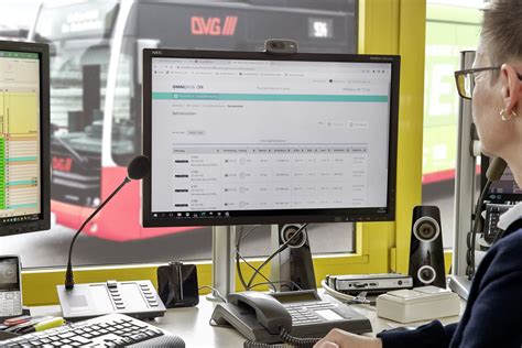 Daimler Buses Pr Sentiert Ecitaro Und Digitale Services Auf Der Vdv