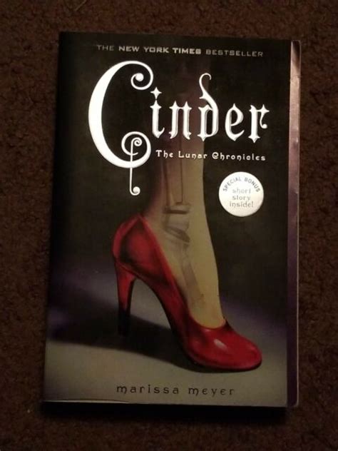 Cinder By Marissa Meyer Paperback Ebay