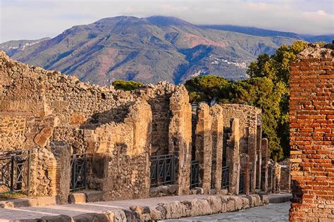 10 Best Things To Do in Pompeii - Julia's Album