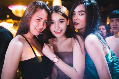 Reasons For What Bangkok Is Famous And Crazy