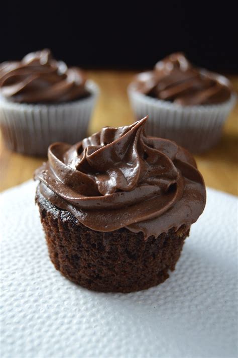 Chocolate Cupcakes With Chocolate Frosting A Taste Of Madness