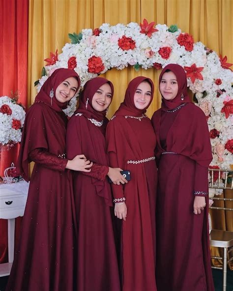 Dress Gaun Bridesmaids Hijab On Instagram “inspired By Melizsy” 1000 Di 2020 Pakaian Pesta