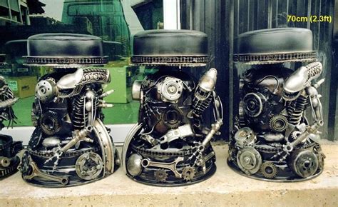 Our decorative scrap metal art for sale will add a personal touch to your home and garden. Scrap Metal Xenomorph Statues Defy Belief - Dread Central