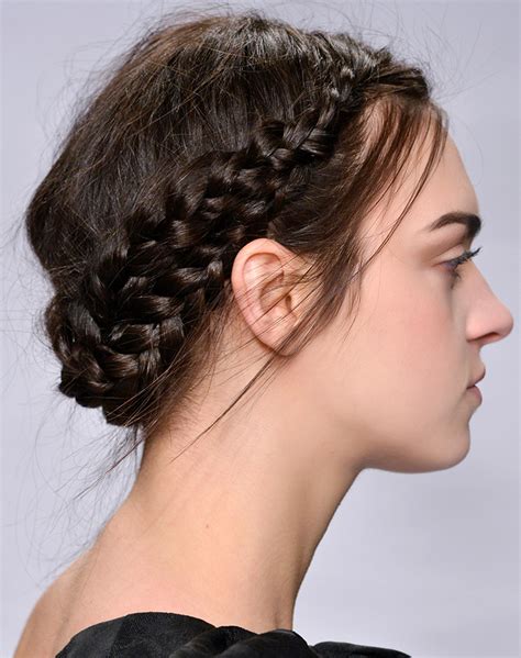 How To Do The Halo Braid On Every Hair Type Stylecaster