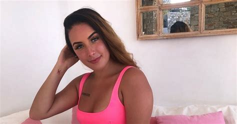 Tammy abraham is an english professional footballer who currently plays for chelsea fc and the england national team as a striker.this video contains tammy. Tammy Abraham Wife - Tammy Abraham Pictured With Davido In ...