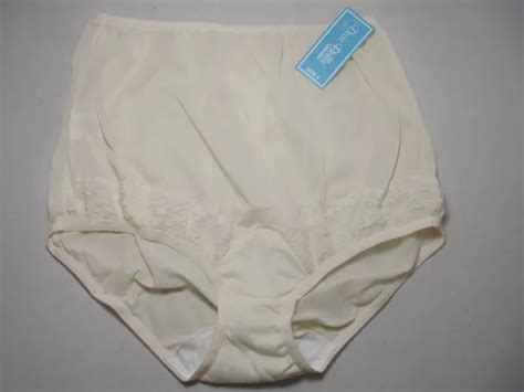 vintage panties dixie belle lingerie 100 nylon antron iii fancy brief size 6 35 99 picclick