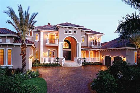 Luxury Homes Front Elevation Picture