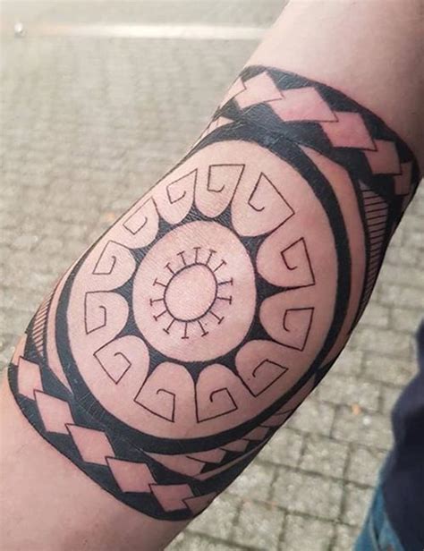 27 Best Maori Tattoo Designs With Meanings