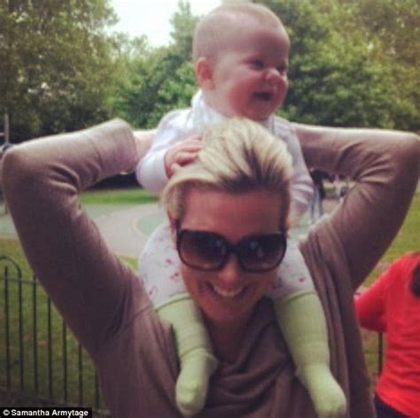 Samantha Armytage Plays With Her Niece In Flashback Photo Daily Mail
